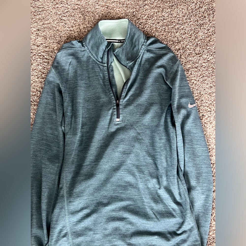 Men’s Nike golf pull over